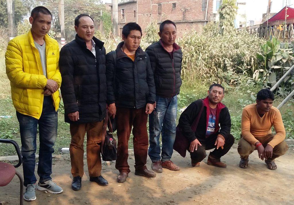 भारत मे घुसपैठ करने वाले पाँच तिब्बती चीनी नागरिक सोनौली बॉर्डर पर रोके गए पूछताछ जारी