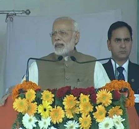 यूपी के कुशीनगर में बीजेपी की परिवर्तन रैली में बोले पीएम मोदी