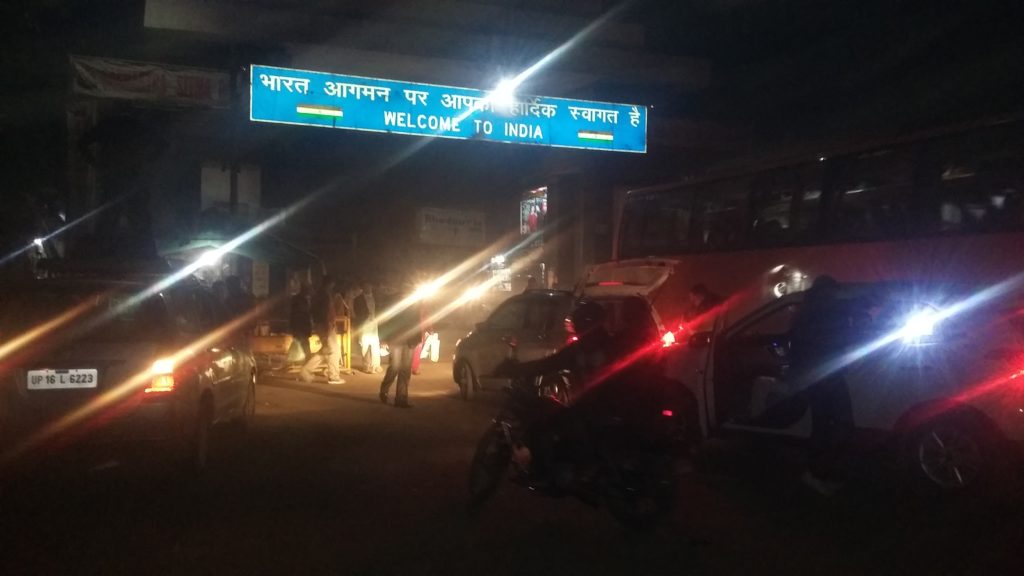 भारत नेपाल के सोनौली बार्डर पर चौकसी बढी , जाँच हुई तेज