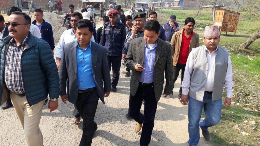 महेशपुर बड़ी भन्सार बनाने की पहल 33 लोगो के खिलाफ हुआ चस्पा नोटिस