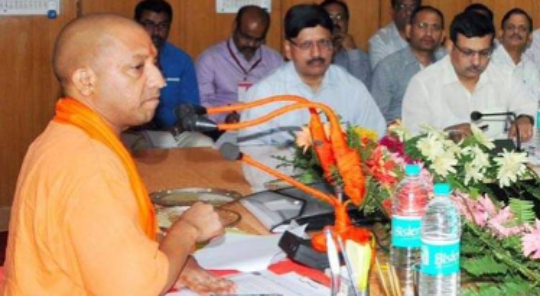 सीएम योगी ने कहा, ईवीएम का मतलब- एवरी वोट फॉर मोदी