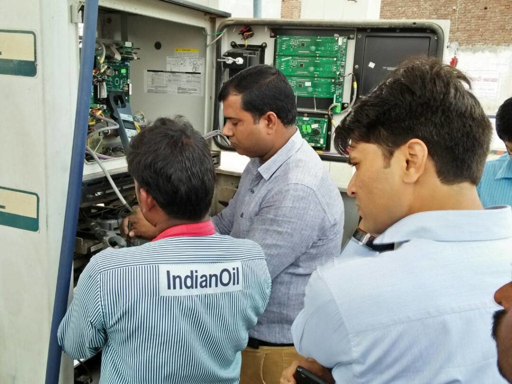 आईएन न्यूज के खबर का असर महरागगंज जिले में पट्रोल पंपो की शुरु हुई जांच--