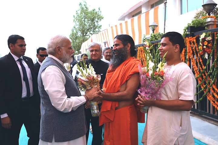 प्रधानमन्त्री ने केदारनाथ मंदिर में कपाट खुलते ही भगवान शंकर के दर्शन किये------