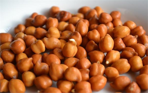 रोज खाएं मुट्ठीभर भीगे हुए चने, फिर देखिए कमाल
