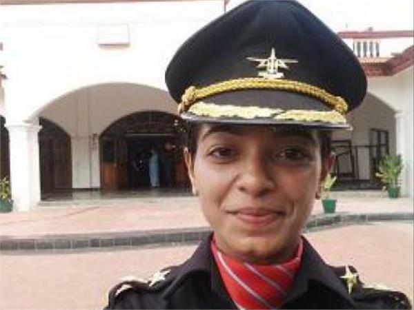 गोरखपुर की बेटी ने रचा इतिहास,पहली लेफ्टिनेंट के स्वागत में सजा पूरा शहर