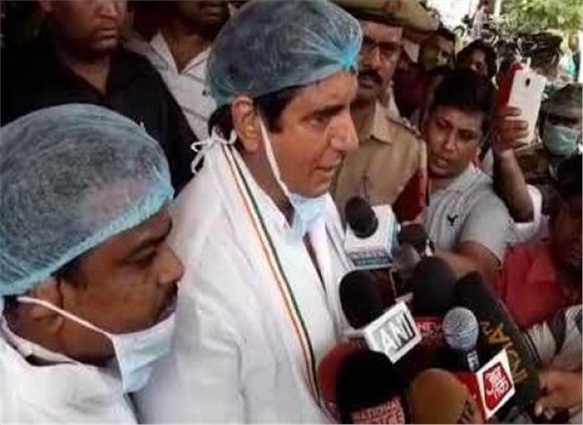 बच्चों की मौत की जिम्मेदारी से कतरा रही सरकार: राजबब्बर 