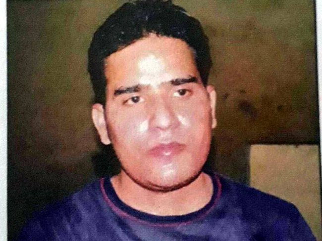 पुलिस मुठभेड़ में मारा गया इनामी बदमाश,कोर्ट में पेशी के दौरान हुआ था फरार