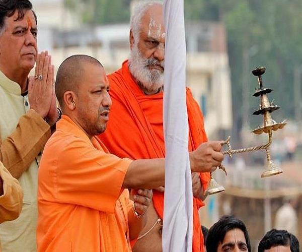 आज अयोध्या जाएंगे CM योगी, सरयू नदी के तट पर आरती में होंगे शामिल
