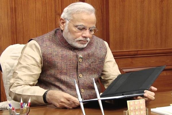 पीएम नरेन्द्र मोदी कल एक दिन के दौरे पर जाएंगे कर्नाटक