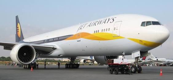 धमकी भरा कॉल आने के बाद जेट एयरवेज की फ्लाइट की अहमदाबाद में एमरजैंसी लैंडिंग