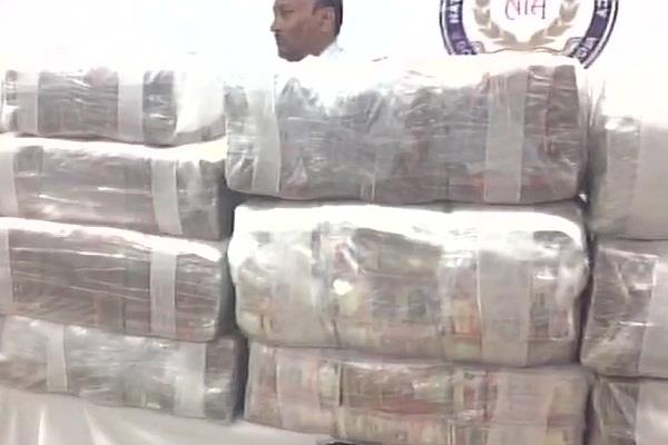 JK:आतंक के लिए इस्तेमाल होने वाली करंसी को NIA ने किया सीज