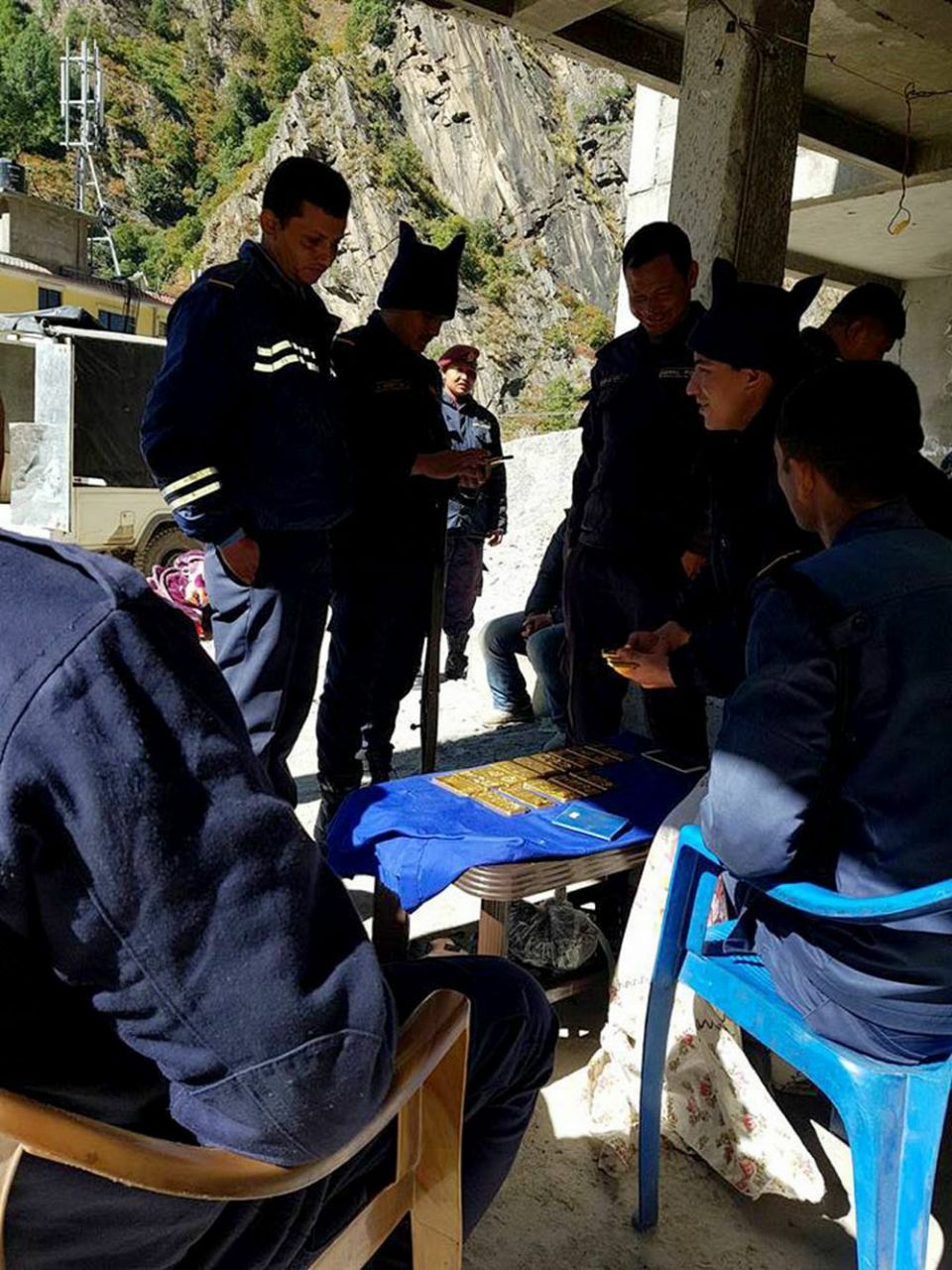 नेपाल मे बरामद सोने की तस्करी का तार जुडा है सोनौली से.....