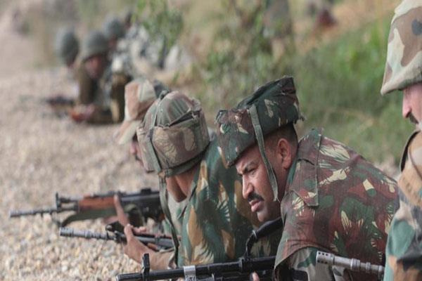 जम्मू :अंतराष्ट्रीय बार्डर से लेकर एलओसी तक पाक की गोलाबारी शुरू,जवान शहीद