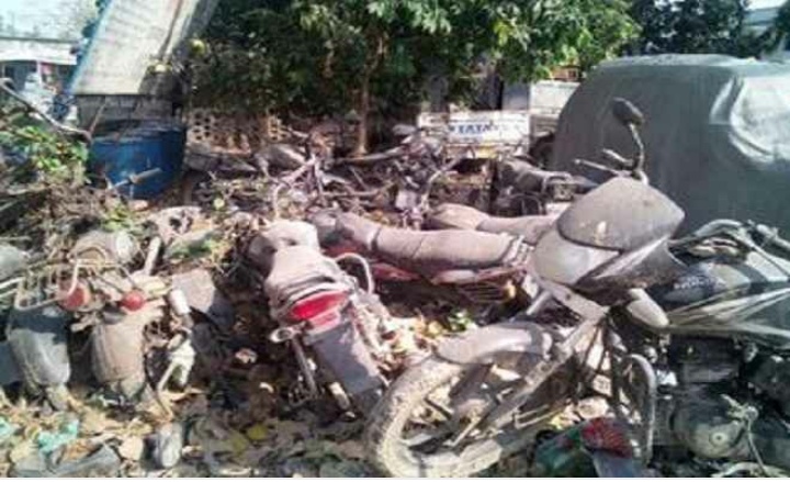 सोनौली के एसएसबी कैंप से चंद फर्लांग दूर मिले विस्फोट़क! क्या है राज़?