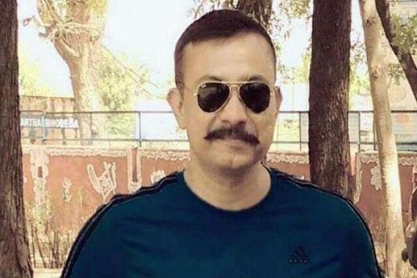 मौत के मुंह से निकल ड्यूटी पर लौटे CRPF कमांडेंट चेतन चीता