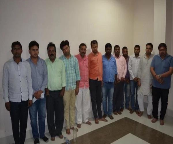 जेई भर्ती में बड़ी धांधली का STF ने किया पर्दाफाश, 12 लोग गिरफ्तार