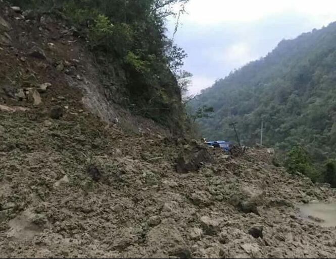 बुट़वल-पाल्पा-पोखरा मार्ग हुआ खतरनाक! ये बरतें सावधानी