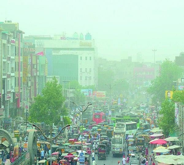 उत्तर भारत में जहरीली हवा का कहर: पंजाब में प्राकृतिक आपदा घोषित
