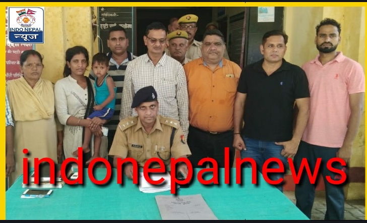 अपहृत बच्चे को सोनौली पुलिस ने किया बरामद,सौंपा दिल्ली पुलिस को