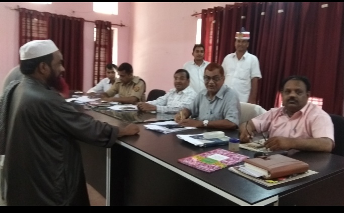 नौतनवा तहसील दिवस पर पहुंचे एडीएम वित्त ,सुनी फरियाद