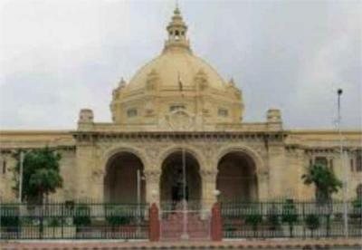 विधानसभा भवन के बाहर 2 महिलाओं ने किया आत्मदाह का प्रयास,ये थी वजह