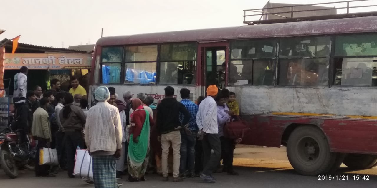 राष्ट्रीय राजमार्ग पर रोडवेज बस का ब्रेक हुआ फेल, बस ने साइकिल, मोटरसाइकिल रौदा।