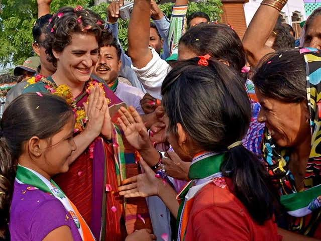 प्रियंका कोई चुनौती नही,परिवार से उपर नहीं उठ पा रही काग्रेस ---भाजपा
