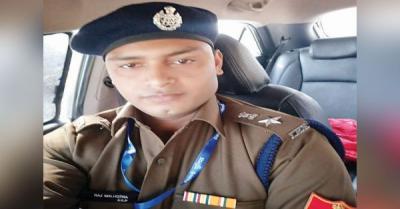 नौकरी के नाम पर ठगने वाला फर्जी आईपीएस गिरफ्तार