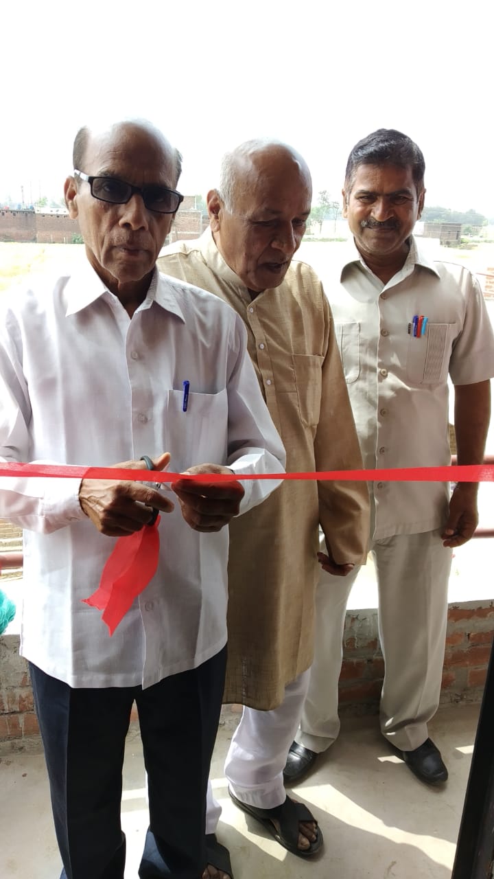 फरेंदा:हाई स्कूल की मान्यता मिलने पर हर्ष