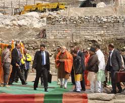 राहुल गांधी ने पीएम मोदी की केदारनाथ यात्रा को ड्रामा बताया