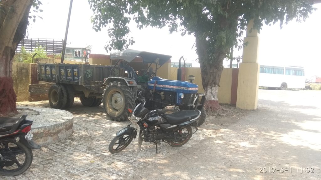 सोनौली: रोहिणी नदी से अवैध बालू खनन जोरो पर,एक ट्रेक्टर-ट्राली वालू सीज