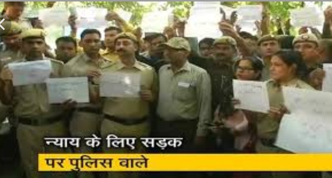 दिल्ली तीस हजारी कोर्ट मामला: वकीलों के खिलाफ उतरी पुलिस कर रहे प्रदर्शन