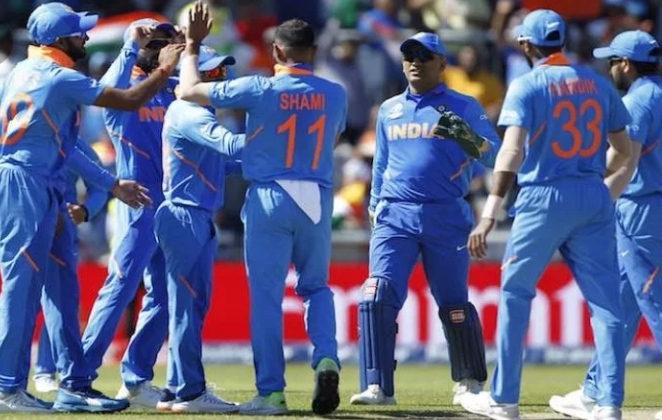 भारत ने वेस्टइंडीज को चार विकेट से हराकर 2-1 से जीत ली सीरीज।