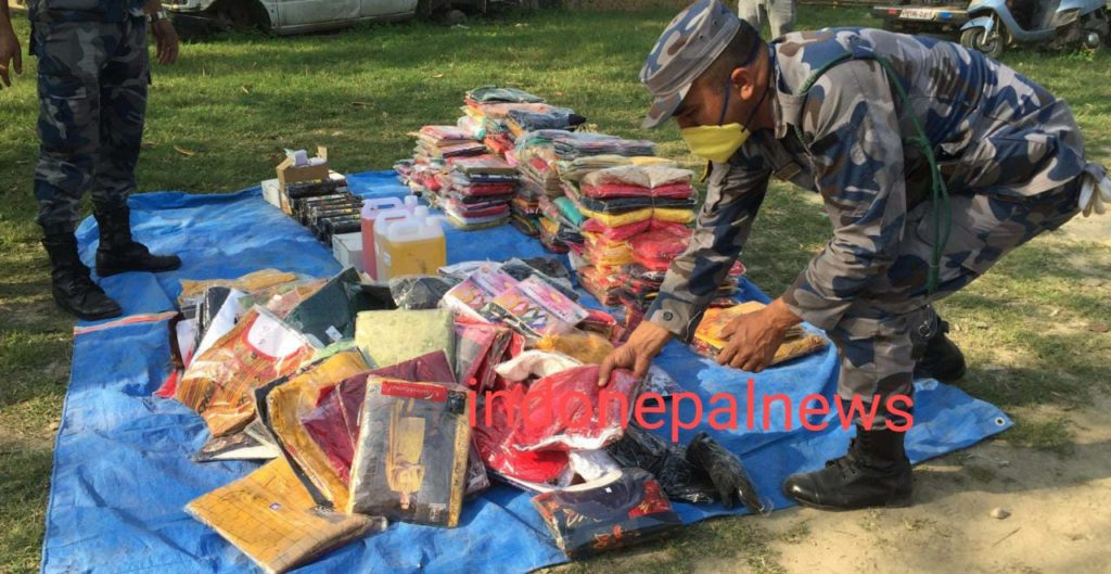 दिल्ली-पोखरा चलने वाली बस से लाखो का अवैध सामान बरामद