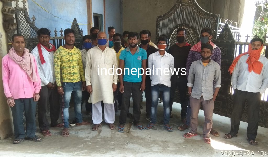 इंडो नेपाल न्यूज़ की खबर का असर: नौतनवा से मजदूरों को किया रवाना