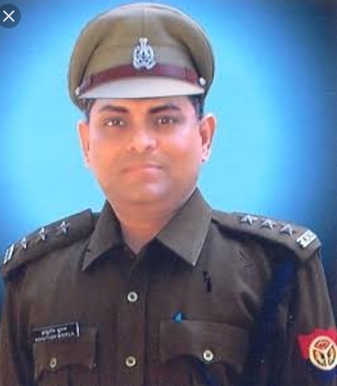 बाइक पर दो सवारी, पड़ेगा भारी देना होगा जुर्माना, लाइसेंस भी हो सकता है निरस्त 