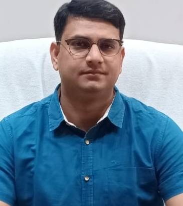 कामगारों को स्वरोजगार के अवसर उप्लब्ध कराये जाएंगे-- डीएम