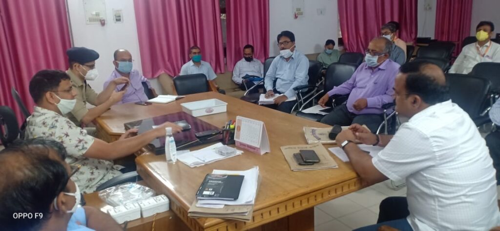 डीएम की अध्यक्षता में जिला आपदा प्रबंध समिति की हुई बैठक 
