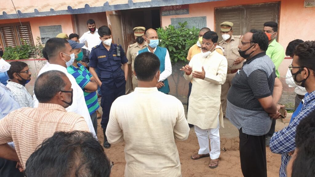 सोनौली कस्टम एजेंटो का वार्ता असफल, हड़ताल जारी