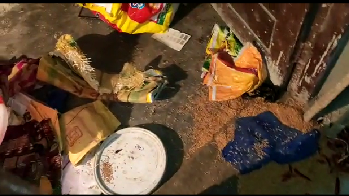 श्यामदेउरवा: ग्रामसभा बेलवा के एक घर में चोरी, पहुंची पुलिस