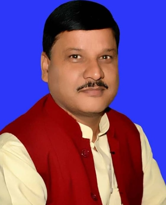 नहीं रहे सोनौली नगर पंचायत के मसीहा सुधीर त्रिपाठी, पैतृक आवास पर बड़ी संख्या में लोग जुटे