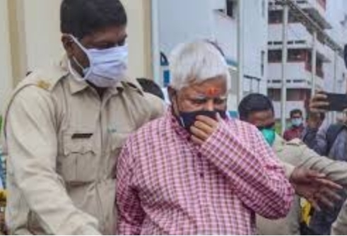 बिहार: लालू को मिली बेल, फिर भी जेल