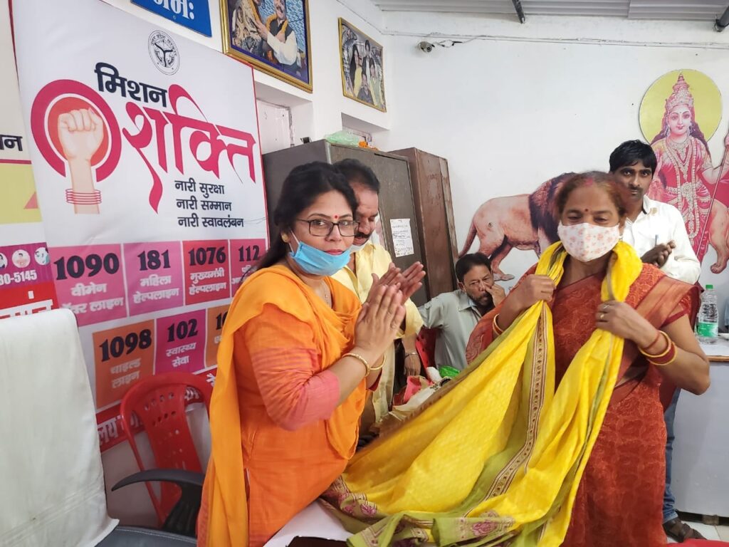 मिशन शक्ति: उदहारण बनने वाली महिलाओं का होना चाहिए सम्मान---- नायला खान