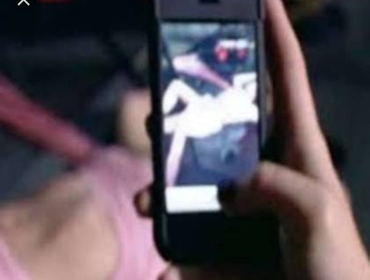 वीडियो बनाया, सगाई तुड़वादी अब कर रहा ब्लैकमेल--जाने कैसे