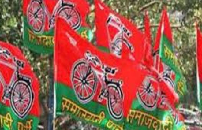 गोरखपुर सपा के नगर अध्यक्ष गिरफ्तार, सपाई निकाल रहे भडास