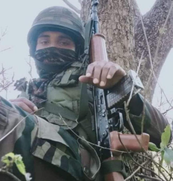 महराजगंज के लाल कश्मीर में मुठभेड़ के दौरान हुए शहीद, 2017 में हुए थे भर्ती