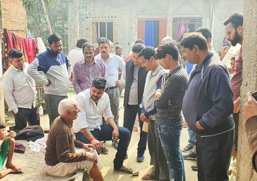 सोनौली- पिता जी के अधूरे सपनों को आपके आर्शिवाद से करूँगा पूरा --शिवम त्रिपाठी