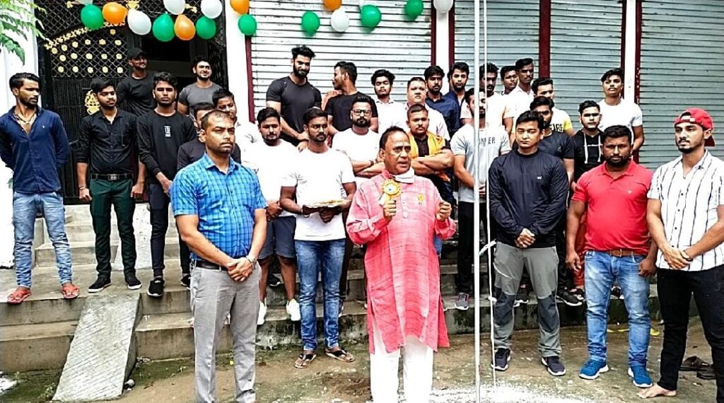 द फिटनेस प्लानेट का हुआ उद्घाटन- स्वास्थत है तो सब कुछ है-- नंदलाल