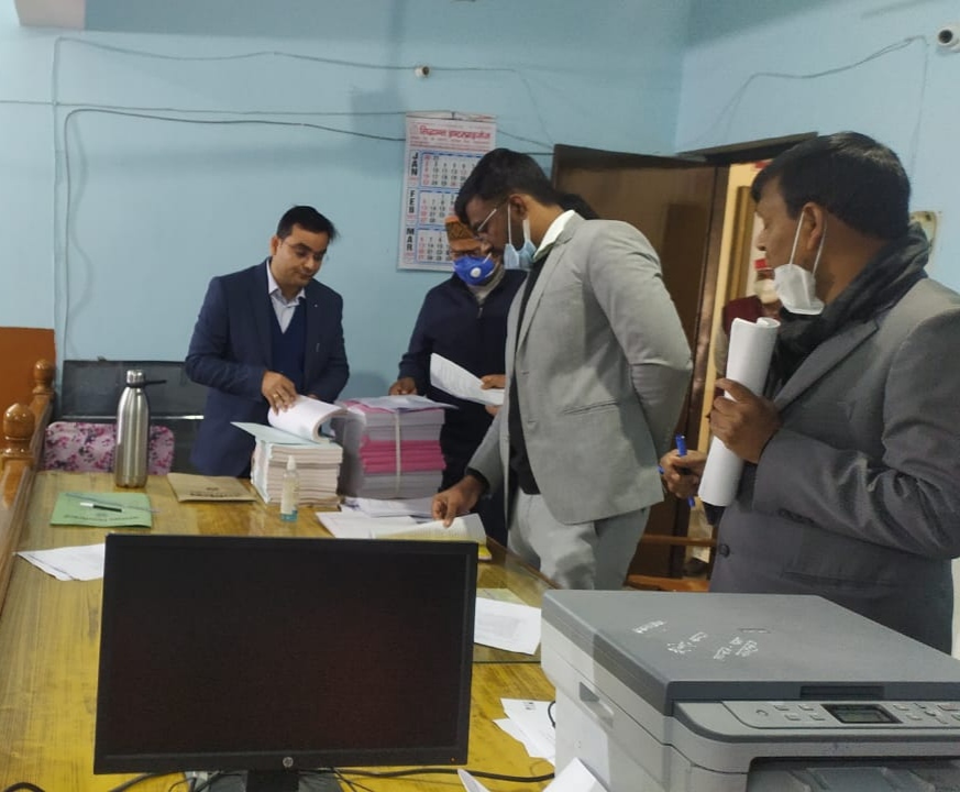 महाराजगंज विधानसभा चुनाव-दूसरे दिन भी किसी प्रत्याशी ने नहीं दाखिल किया पर्चा