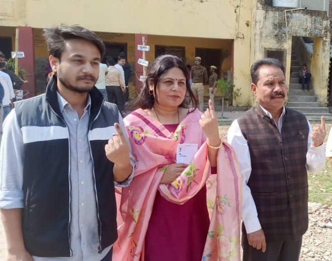 विकासपरक सोच वाली पूर्ण बहुमत की सरकार चुने--गुड्डू खान